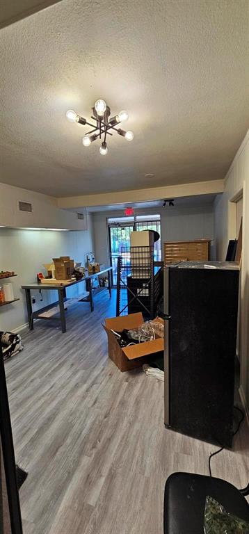 4209 Broadway Avenue