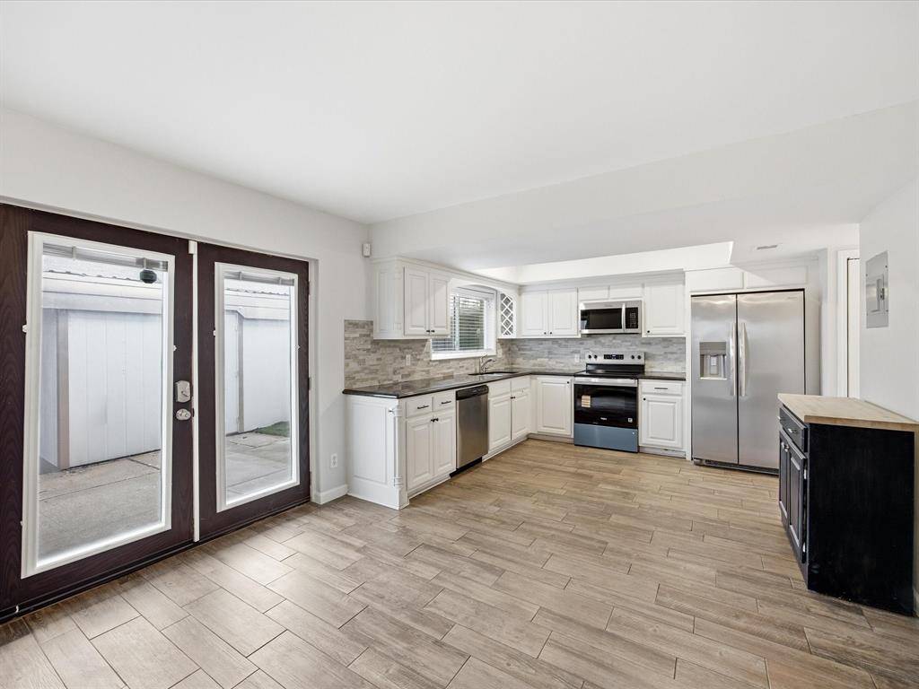 Arlington Downs Twnhs - Residential