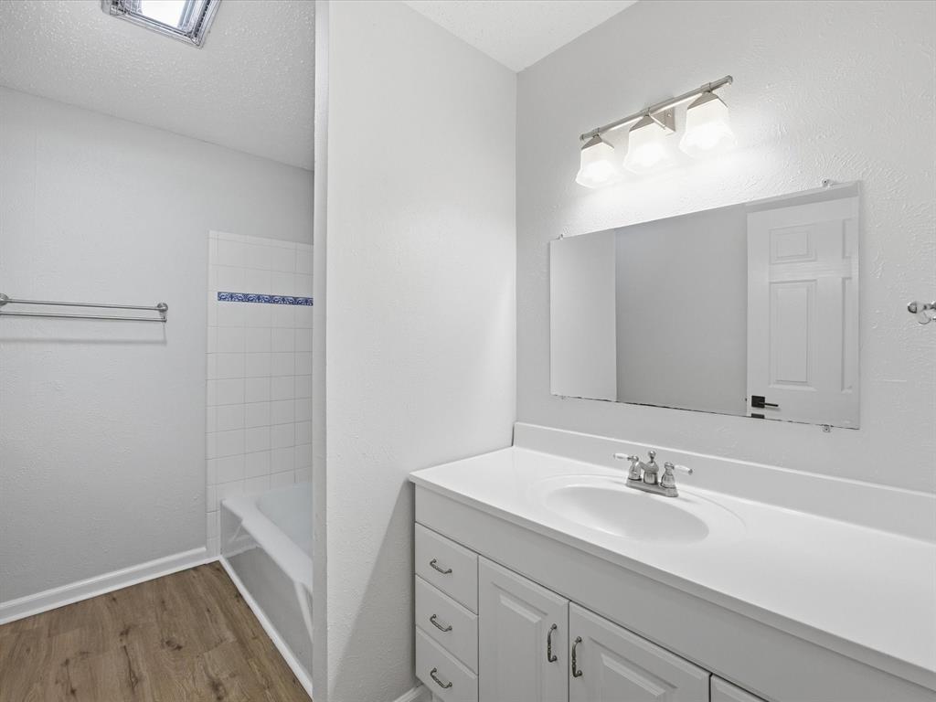 Arlington Downs Twnhs - Residential