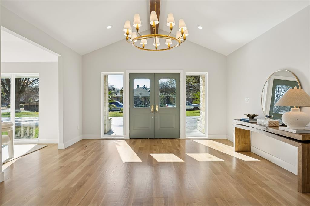 11010 Russwood Circle