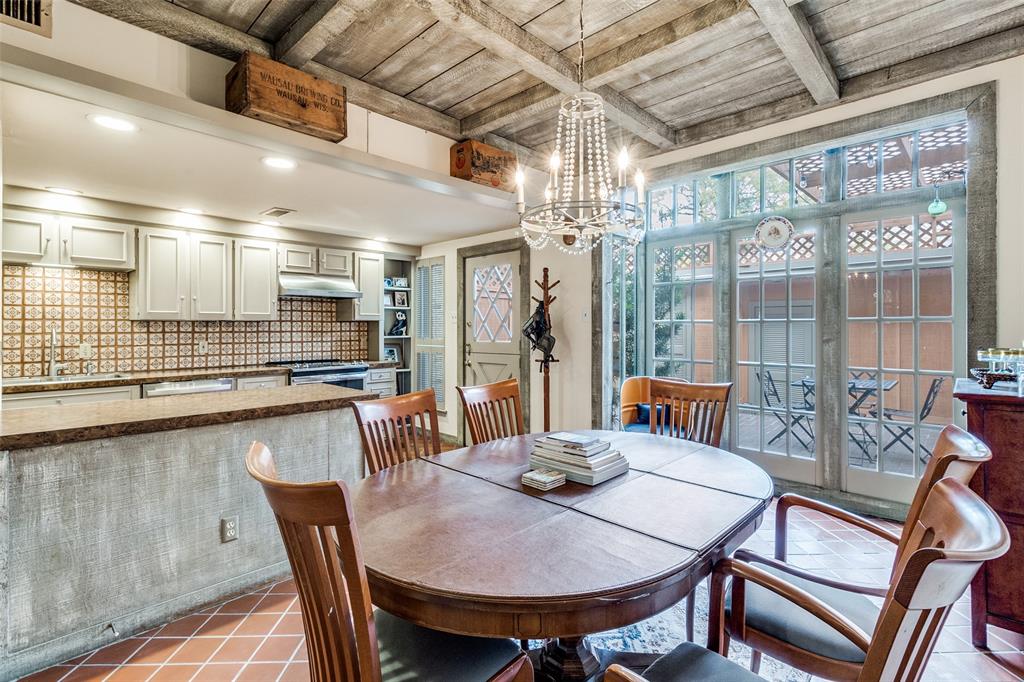 3327 Prescott Avenue 3327