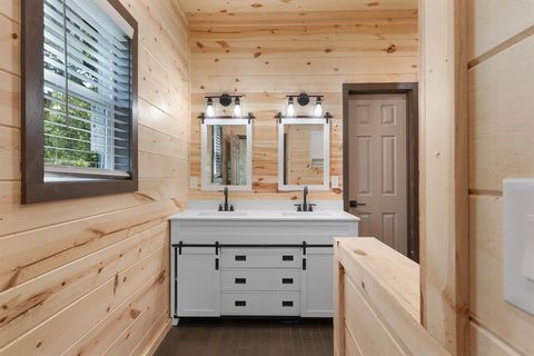 Tiny photo for 905 N Walnut Street, Winnsboro, TX 75494 (MLS # 21185310)