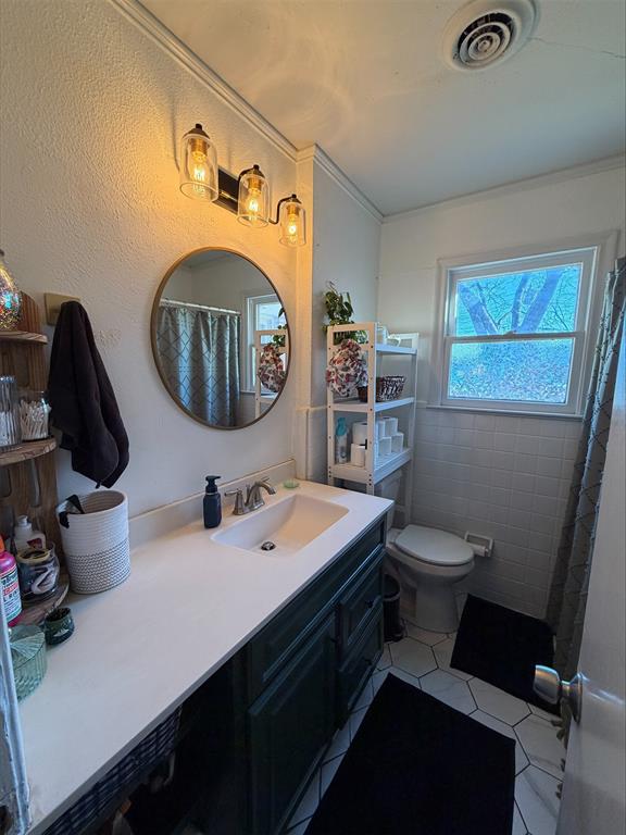 Casa View Heights No. 08 - Residential