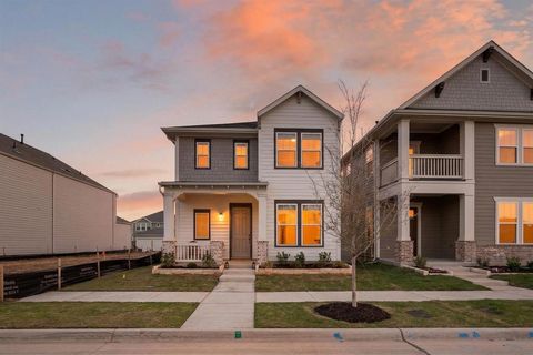 Photo of 1414 Roundup Way, Argyle, TX 76226 (MLS # 21214555)