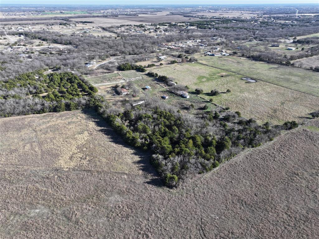 2084 Broken Arrow Lane