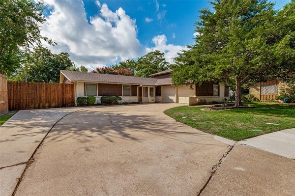 417 KEATS CIR, IRVING, TX 75061 - Image 9b10a12a44cfcfaaede40ed30f219d9e/2945324576