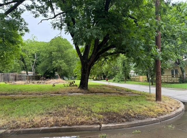 Moore B H Heirs - Land