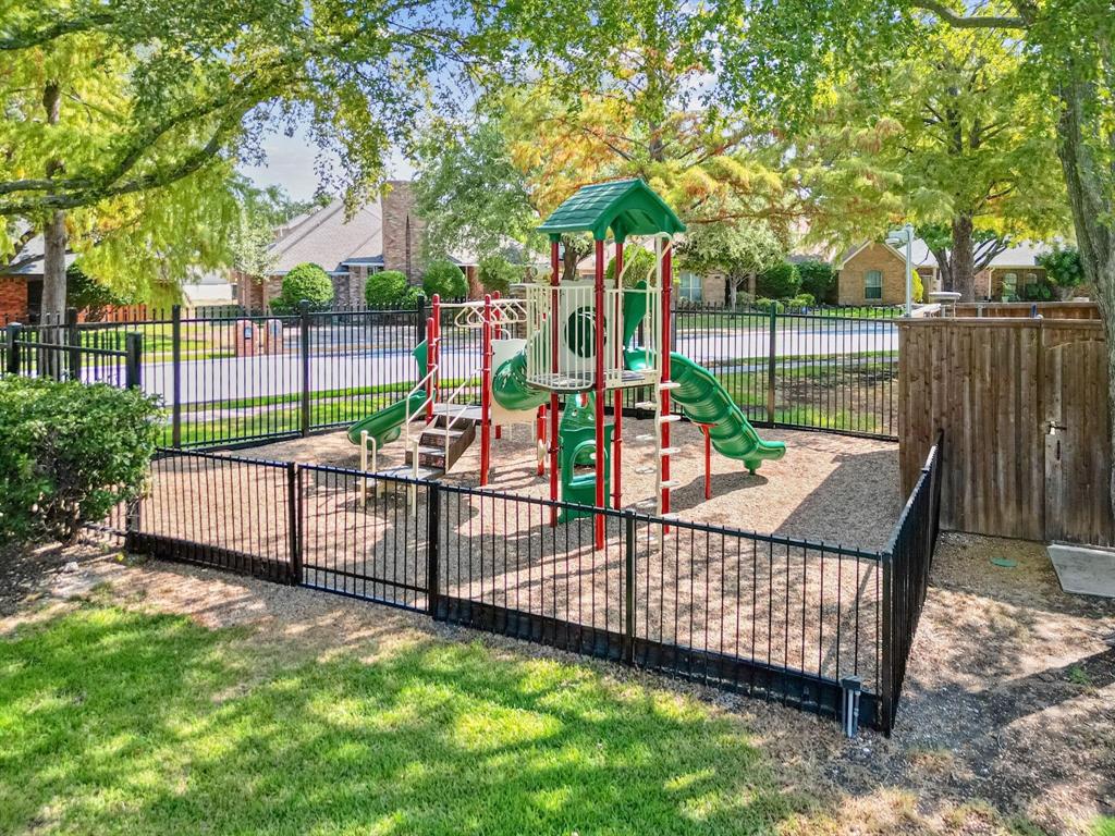 Biltmore Swim & Racquet Club Ph One - Residential