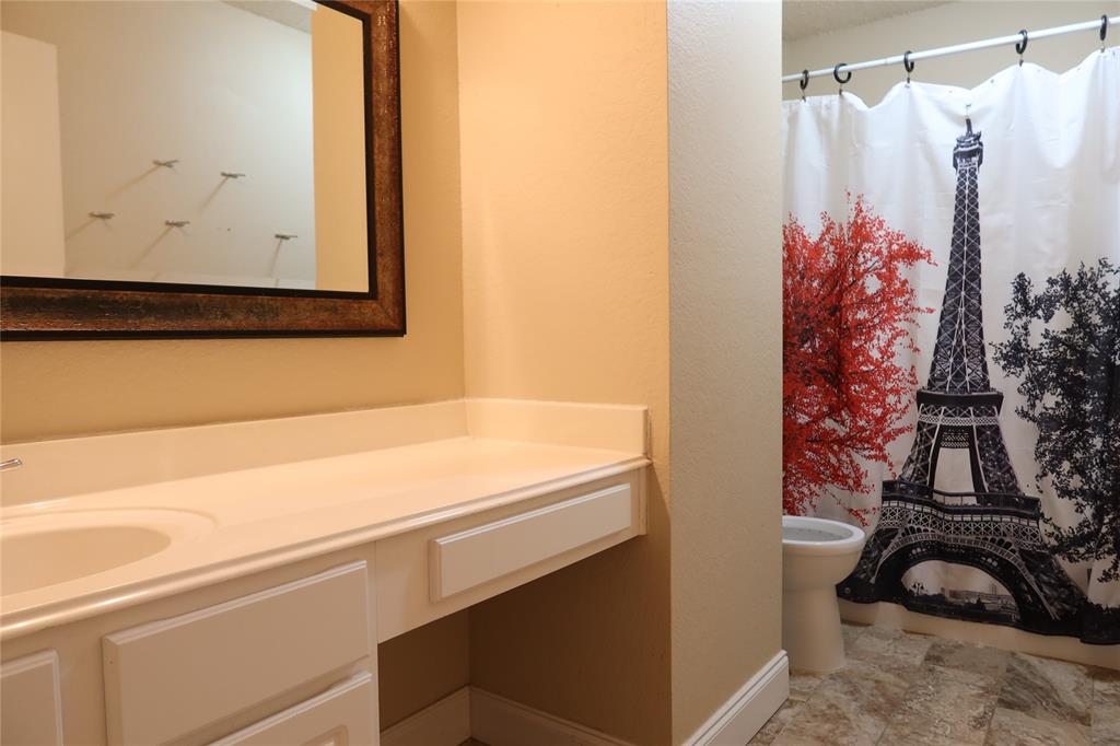 Westchester On The Creek Ph 04 - Residential Lease