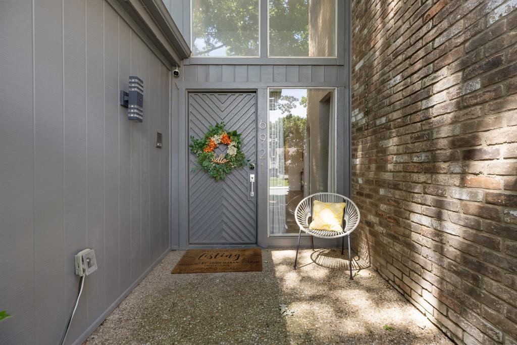 6921 Flintcove Drive