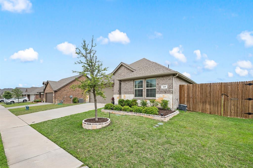 510 Royal Pine Drive