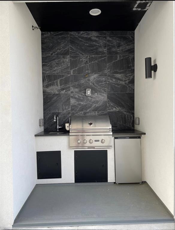 Westport Lakeview Villas - Residential