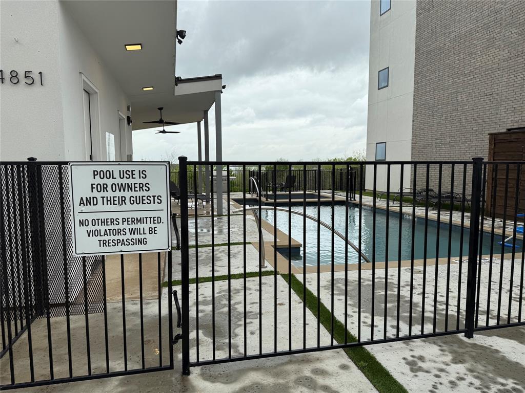 Westport Lakeview Villas - Residential