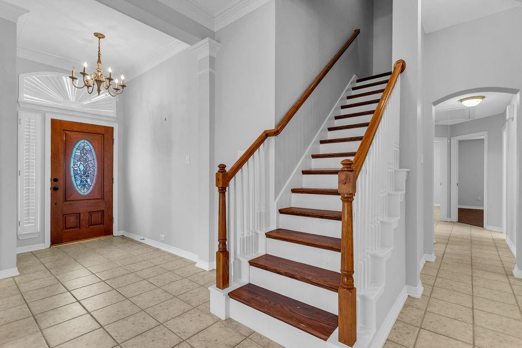 2500 La Paloma Lane