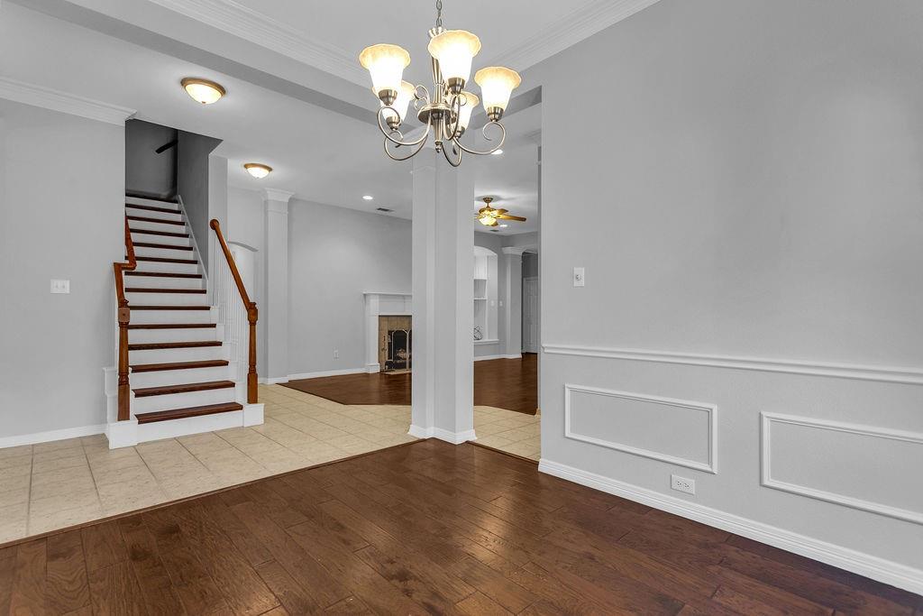 2500 La Paloma Lane