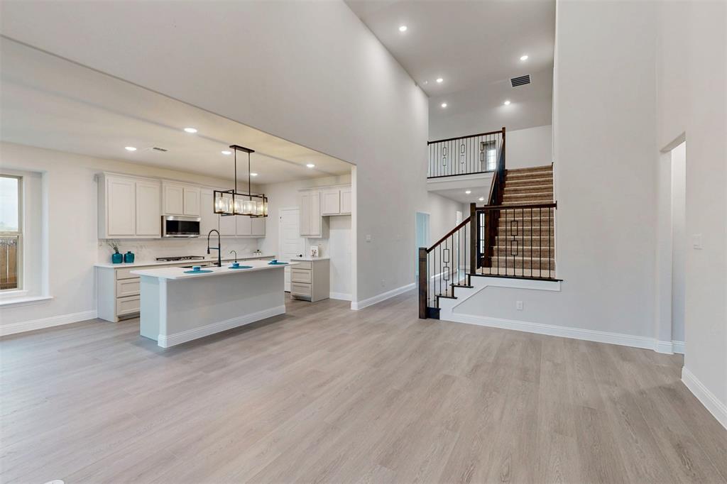 7212 Monarch Trail