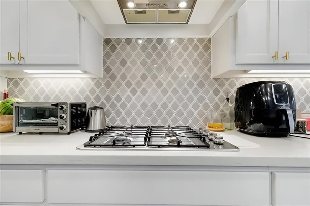 Devonshire Village 4c - Residential Lease