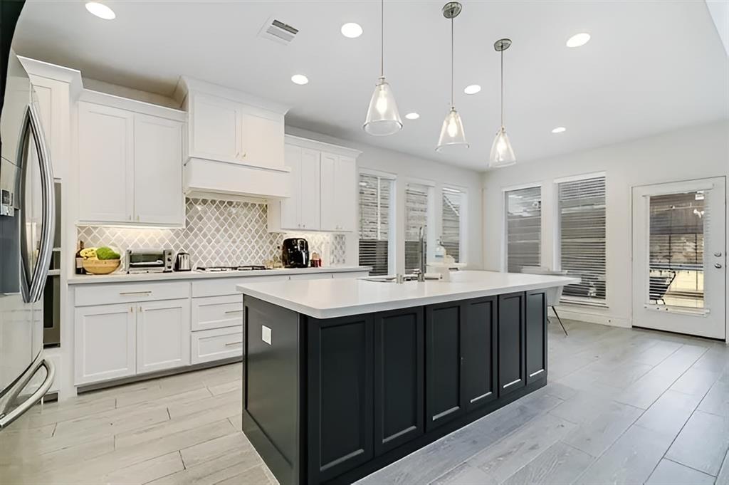 Devonshire Village 4c - Residential Lease