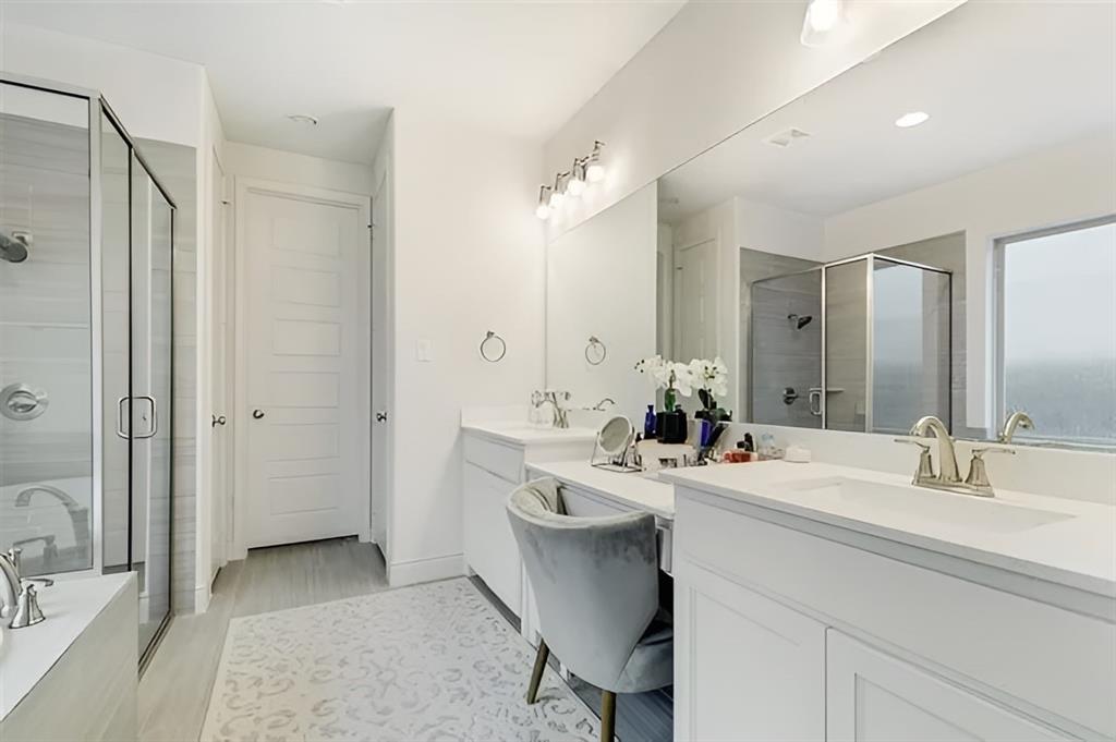 Devonshire Village 4c - Residential Lease