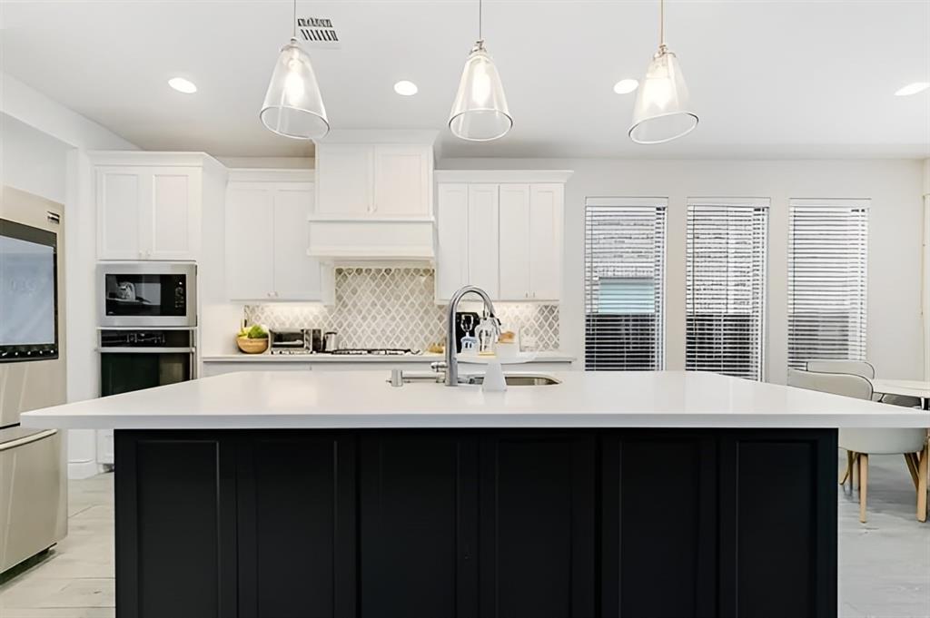 Devonshire Village 4c - Residential Lease