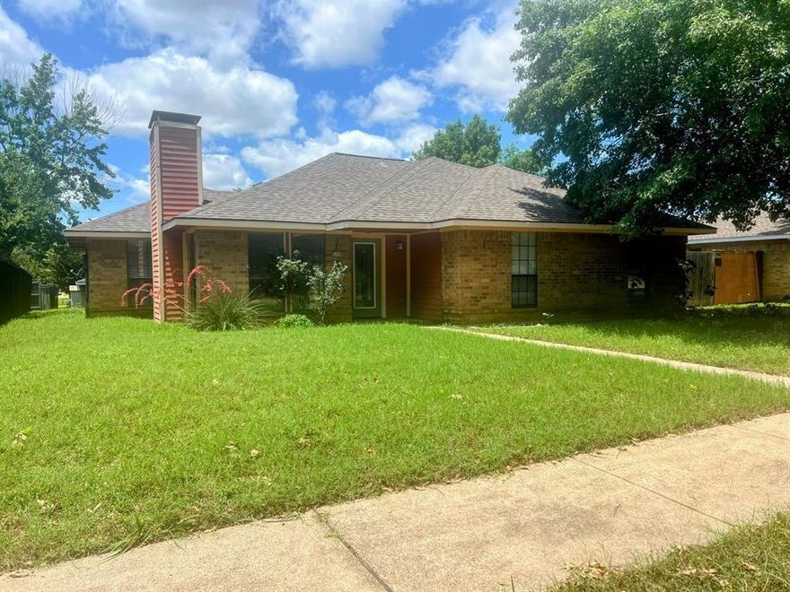 This 3-bed, 2-bath, 1,487 sq ft home sits in the heart of Coppell, nearby to top-rated schools: Mockingbird Elementary 9-10, Coppell Middle School East 10-10, and Coppell High School 8-10 (GreatSchools). Coppell ISD is one of the most sought-after districts in the entire DFW metroplex — and this home puts you right in the middle of it. Centrally located just 25 minutes to Dallas and 35 minutes to Fort Worth. Minutes to Old Town Coppell, MacArthur Park, and Cypress Waters — dining, trails, live music, and community events all within easy reach. Inside, the primary suite features a spacious spa-like bath — a true retreat at the end of the day. Out back, a large private backyard is perfect for entertaining and outdoor living, along with a shed that offers excellent potential as a dedicated home office or creative studio. Come tour your new home today.