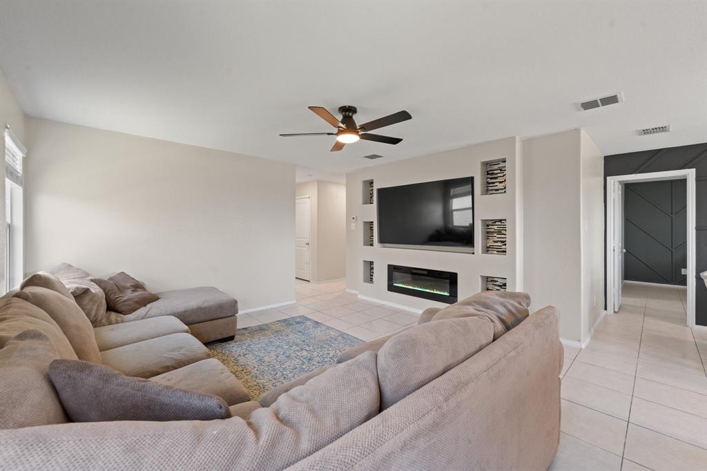 Primrose Xing Ph 5 - Residential