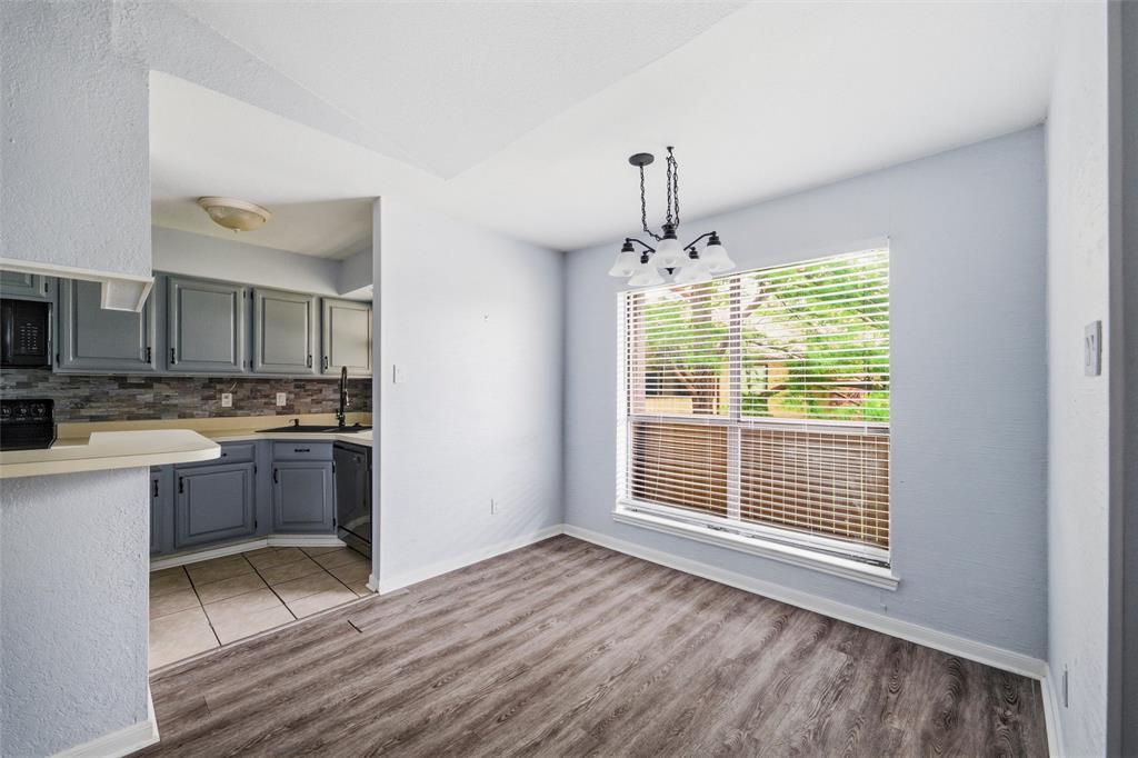 Cloisters Condo The - Residential