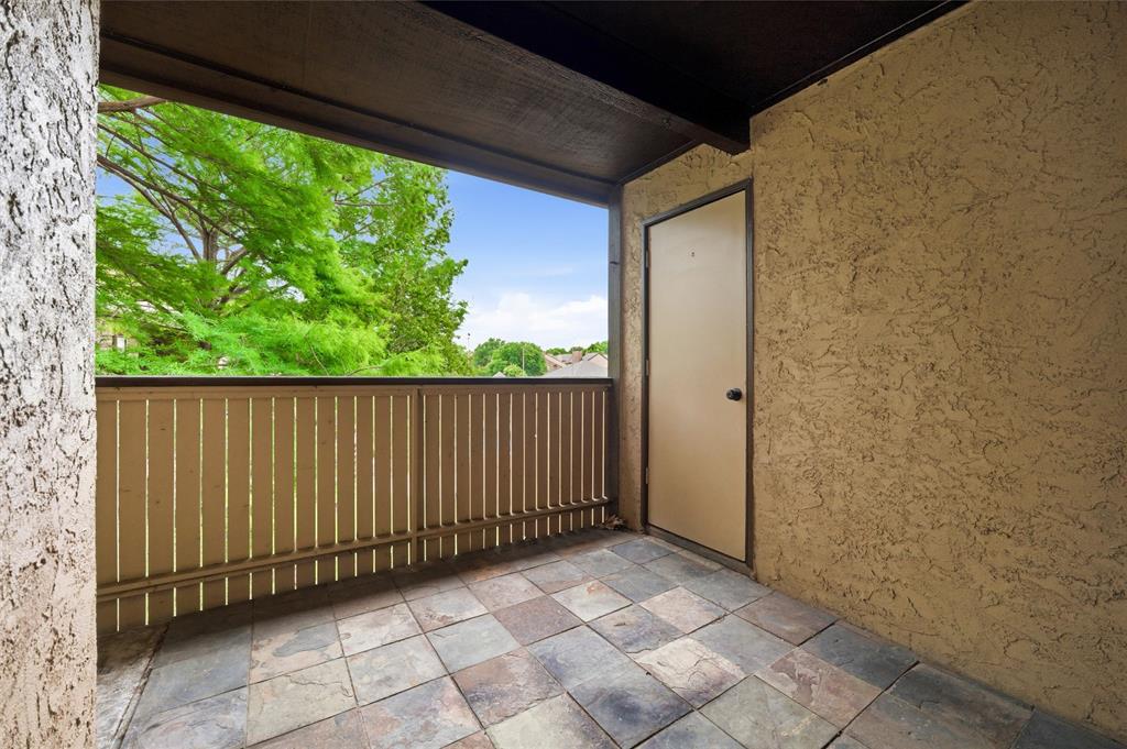Cloisters Condo The - Residential