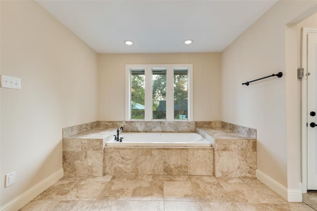 Northwood Hills 01 - Residential Lease