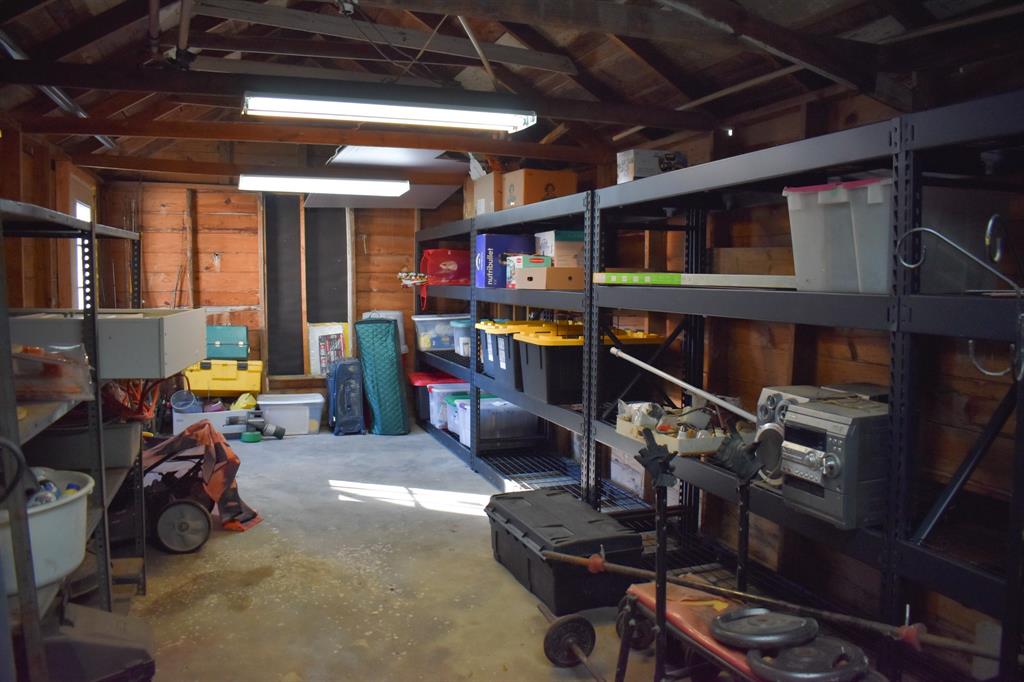 CROTHERS&WHITE - Residential