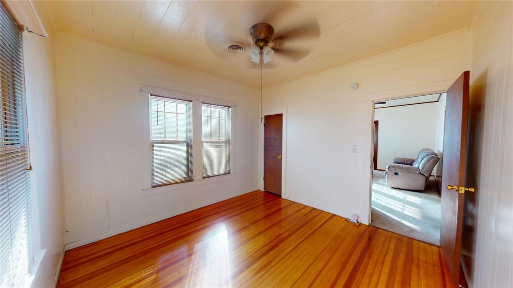 CROTHERS&WHITE - Residential