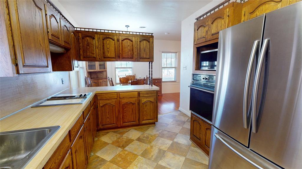 CROTHERS&WHITE - Residential