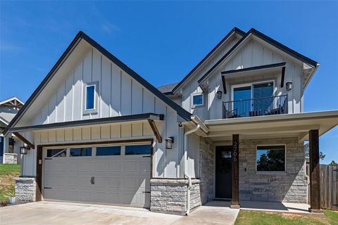 A home in Granbury