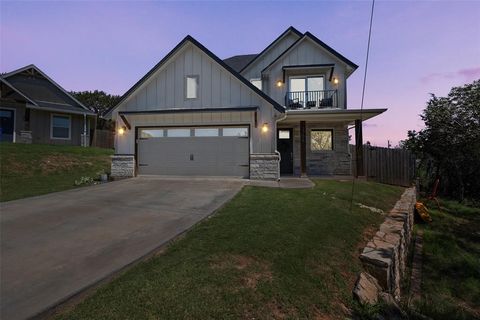 A home in Granbury