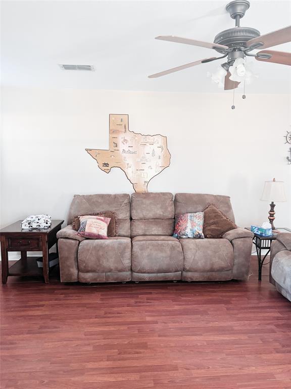 Hickory Shores - Residential