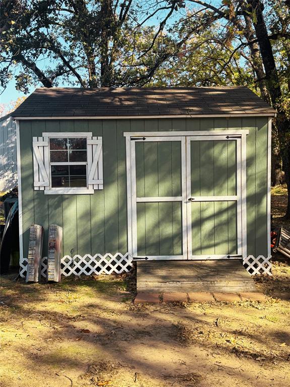 Hickory Shores - Residential