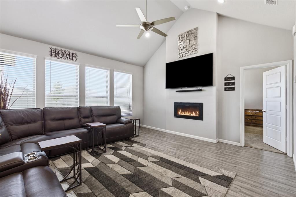 Prairie Rdg Ph 1 - Residential