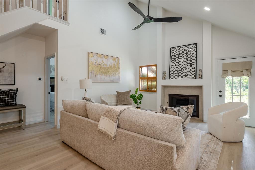 2313 Lacewood Drive