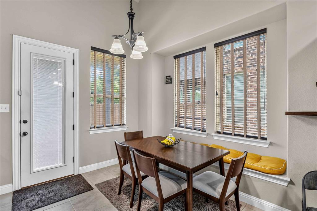 4121 Portola Drive