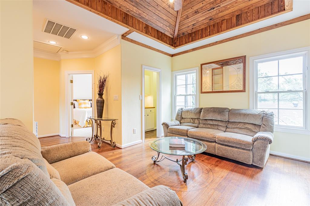 Caruth Hills 01 - Residential