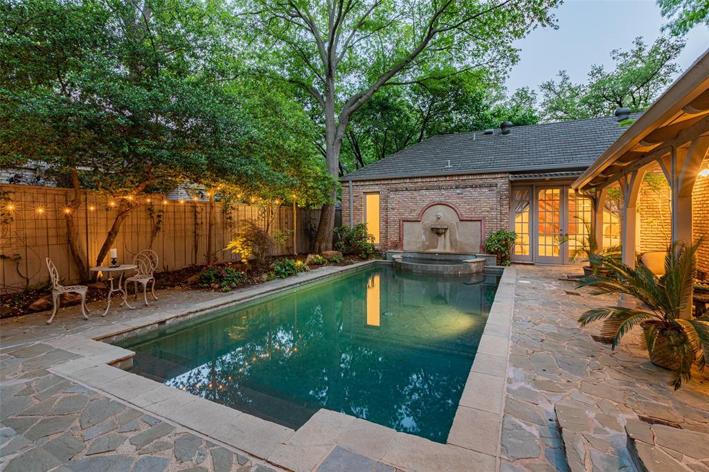 Caruth Hills 01 - Residential