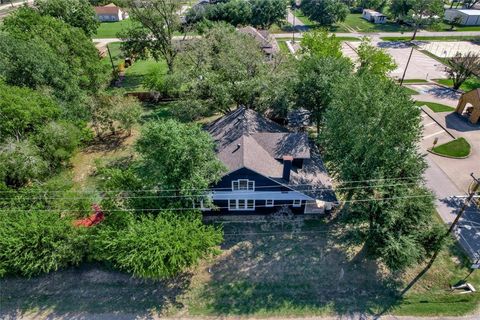 A home in Edgewood