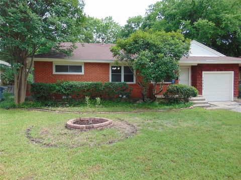 10232 Pinecrest Drive Dallas TX 75228