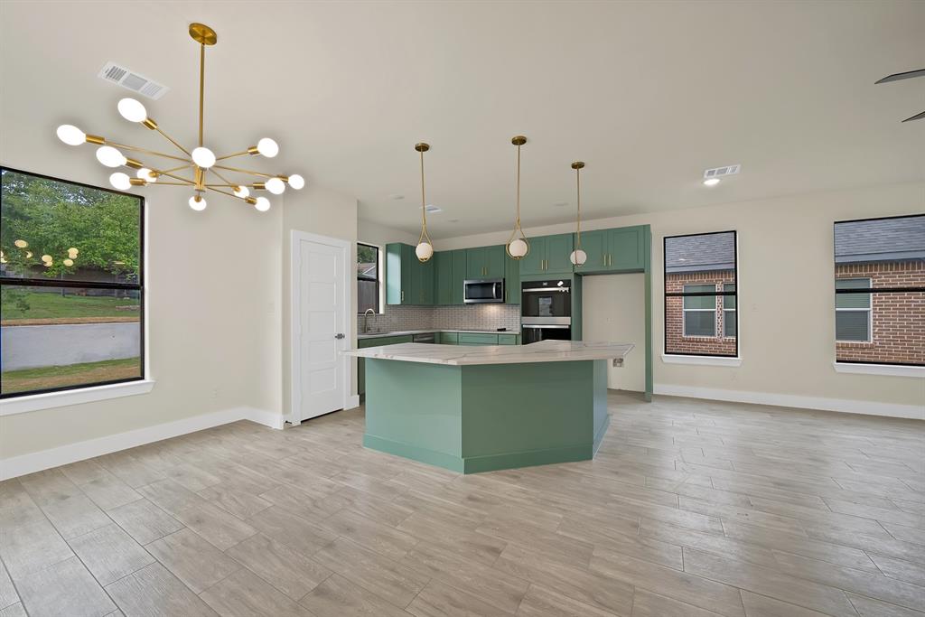 Canyon Creek III - Residential