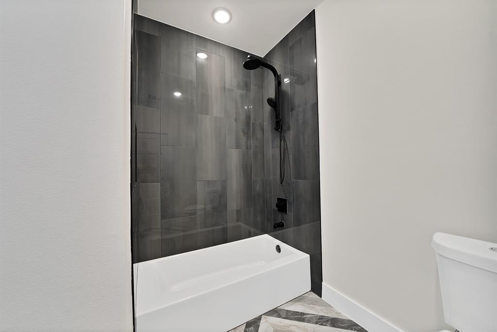 Canyon Creek III - Residential