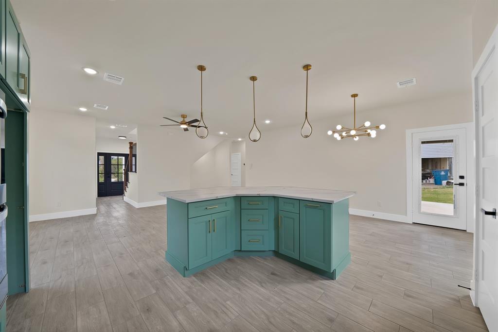 2925 River Ridge Court