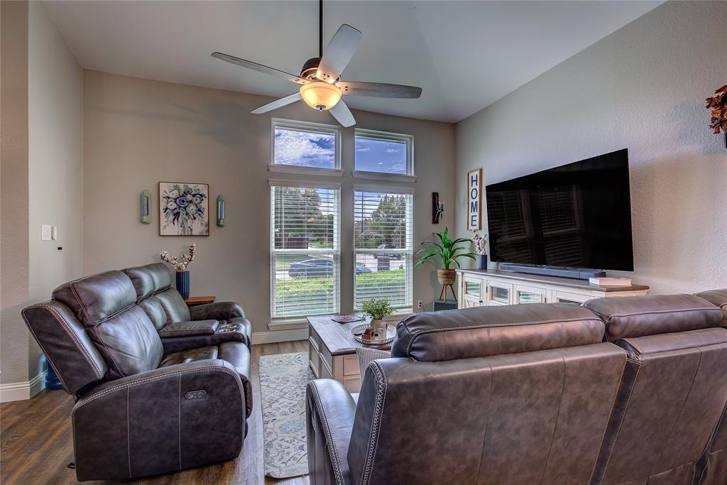 924 Jacksonhole Lane