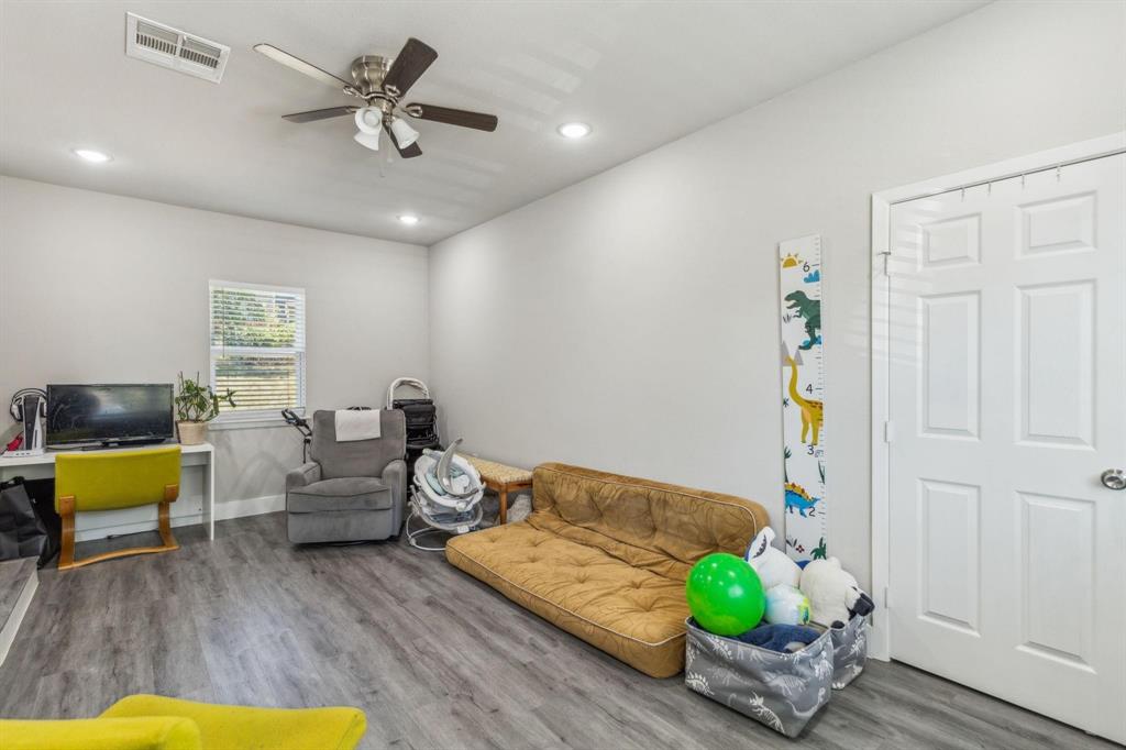 Sequoia Park Rev - Residential