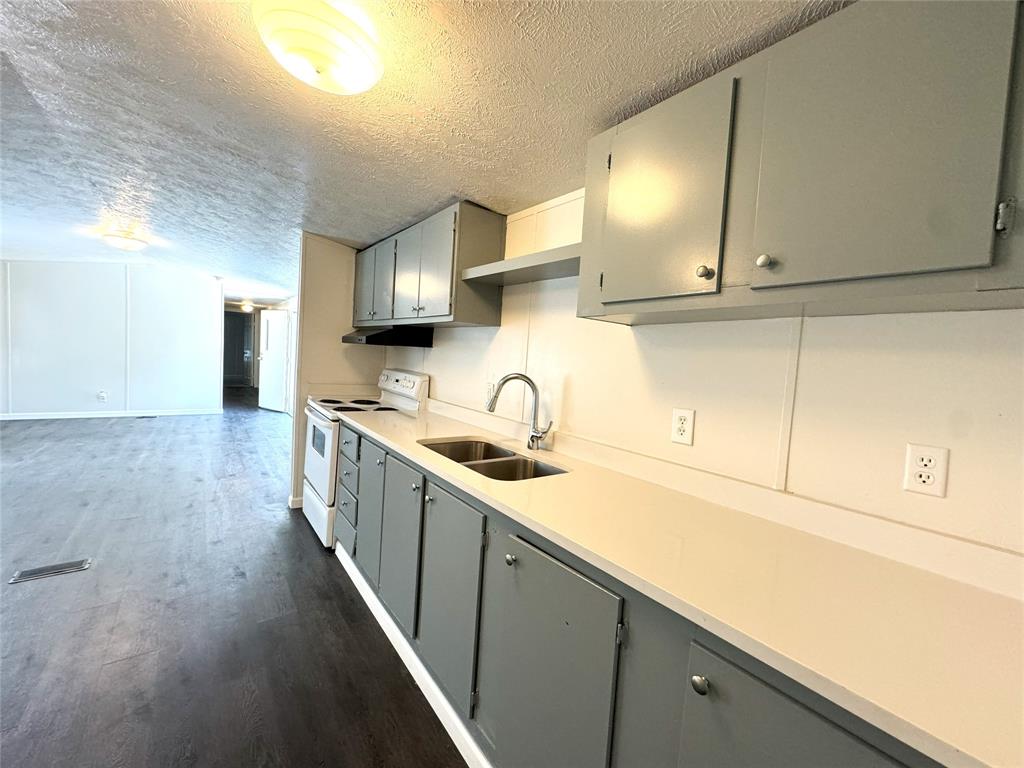 BARONS MEADOWS - Residential