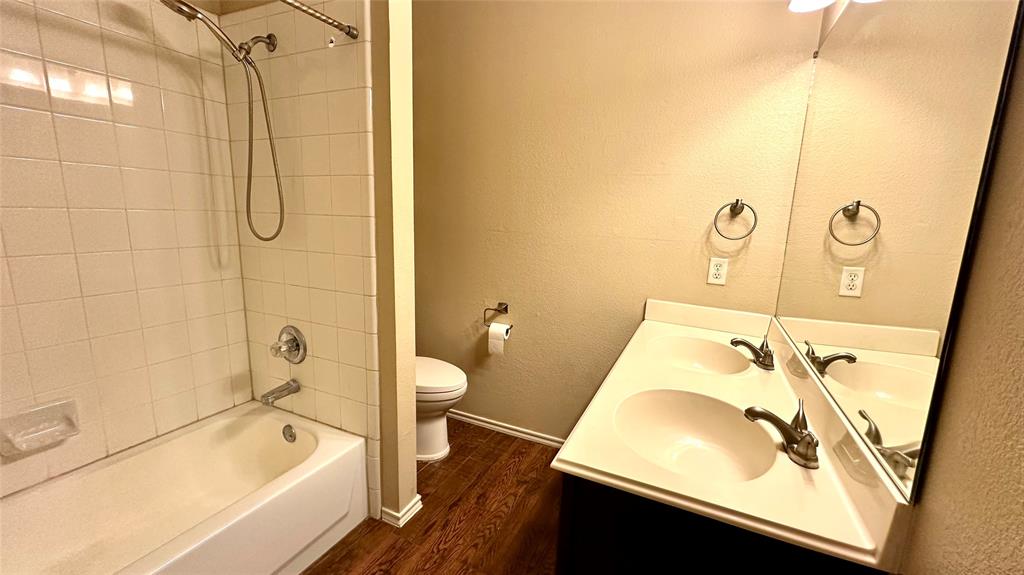 Hunters Glen Ph 4 - Residential